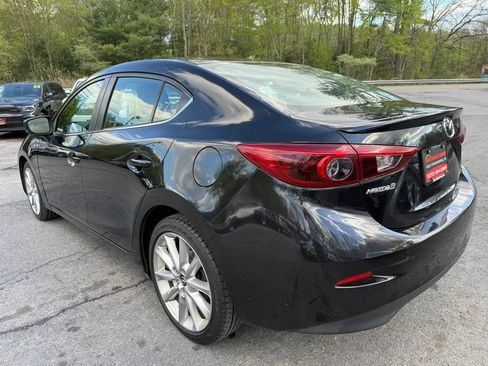Used 2018 MAZDA MAZDA3 Grand Touring FWD image 6