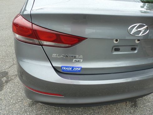 Used 2018 Hyundai Elantra SE FWD image 10