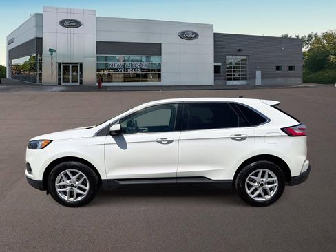 Used 2023 Ford Edge SEL w/ Convenience Package AWD/4WD image 6