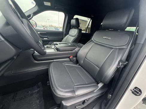 New 2025 Ford Expedition Max Platinum w/ Stealth Performance Package image 13