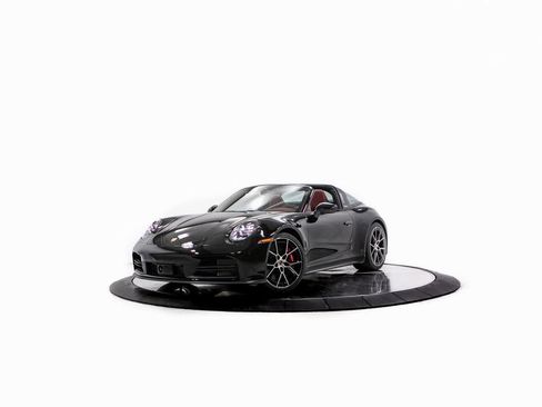 New 2026 Porsche 911 Targa 4S image 1
