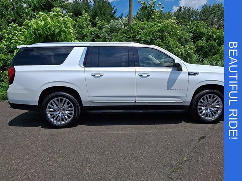 Certified 2023 GMC Yukon XL Denali AWD/4WD image 7