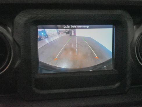 Used 2022 Jeep Wrangler Willys image 15