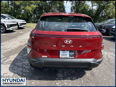 New 2027 Hyundai Kona SE FWD image 6