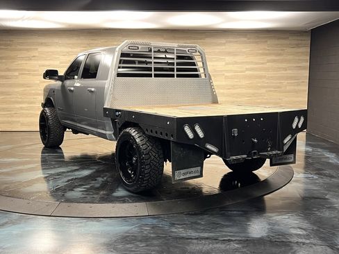 Used 2021 RAM 2500 Big Horn w/ Night Edition image 12