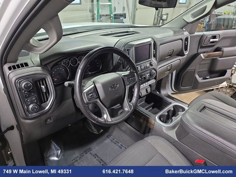 Used 2021 Chevrolet Silverado 1500 LT Trail Boss w/ Bed Protection Package image 15