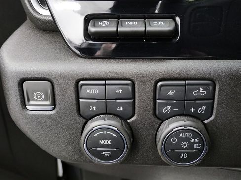 Used 2024 Chevrolet Silverado 3500 High Country w/ High Country Premium Package AWD/4WD image 26