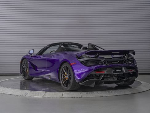 Used 2022 McLaren 720S Spider RWD image 3