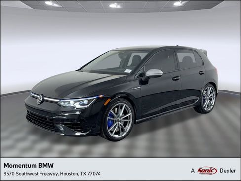Used 2024 Volkswagen Golf R image 1