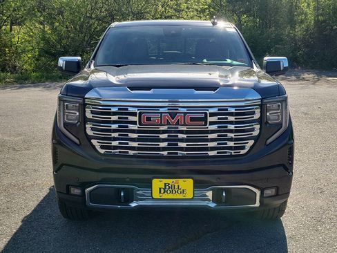 Used 2023 GMC Sierra 1500 Denali AWD/4WD image 2