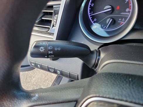 Used 2019 Toyota Camry LE FWD image 24