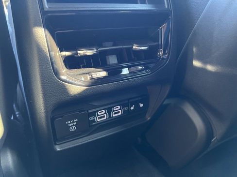 New 2025 Jeep Grand Cherokee Limited w/ Black Appearance Package image 34