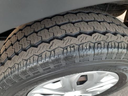 Used 2016 Ford Transit 350 XLT image 25