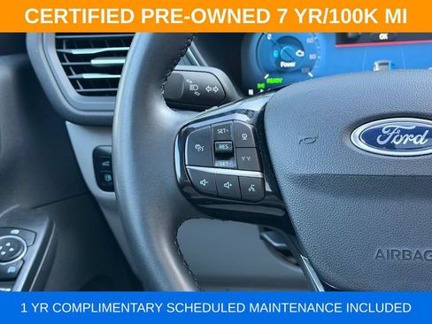 Used 2023 Ford Escape Platinum w/ Premium Technology Package AWD/4WD image 20