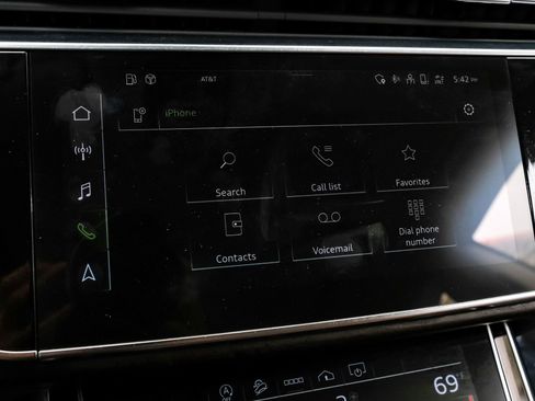 Used 2022 Audi Q8 Premium Plus w/ Premium Plus Package image 32