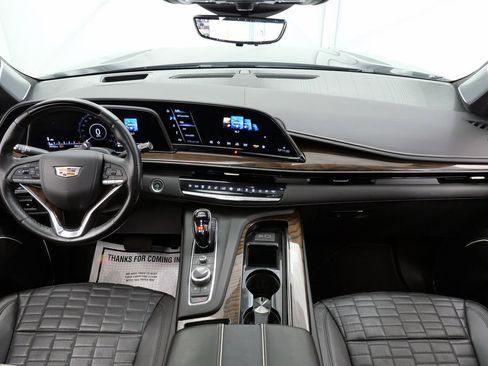 Used 2024 Cadillac Escalade Premium Luxury Platinum AWD/4WD image 24