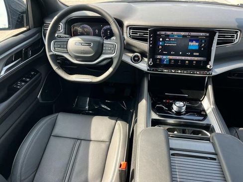 New 2026 Jeep Grand Wagoneer Limited AWD/4WD image 19
