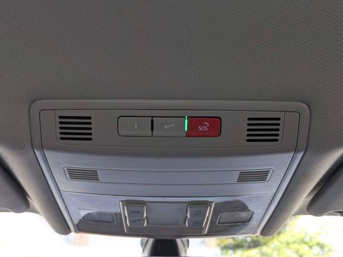 Certified 2023 Volkswagen Jetta S FWD image 21