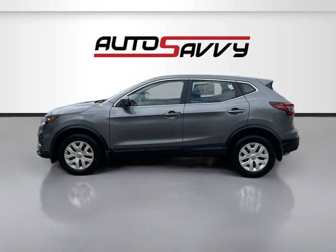Used 2020 Nissan Rogue Sport S image 4