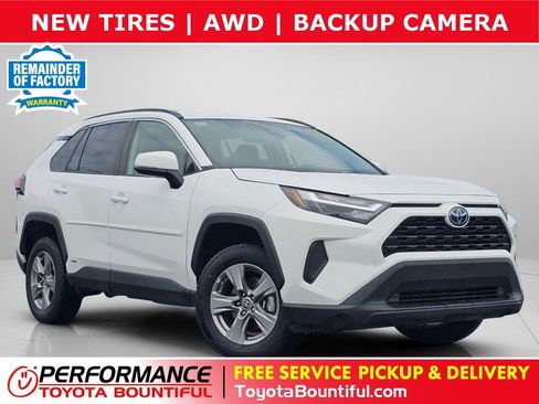Used 2024 Toyota RAV4 LE AWD/4WD image 1