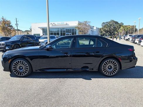 New 2026 BMW 740i w/ Executive Package image 8