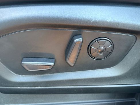 Used 2021 Ford Explorer Platinum w/ Equipment Group 601A image 24