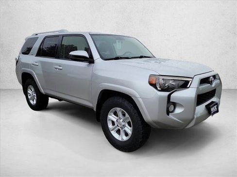 Used 2018 Toyota 4Runner SR5 RWD image 3
