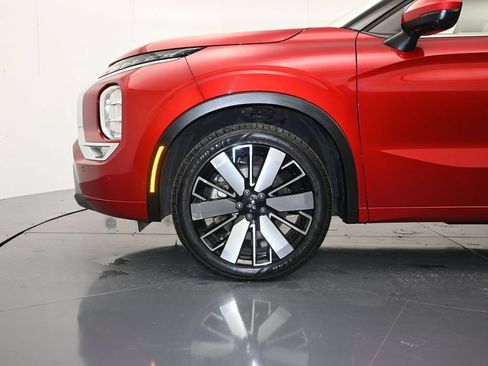 Used 2025 Mitsubishi Outlander SEL FWD image 9