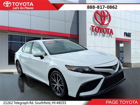 Certified 2024 Toyota Camry SE w/ Cold Weather Package image 1