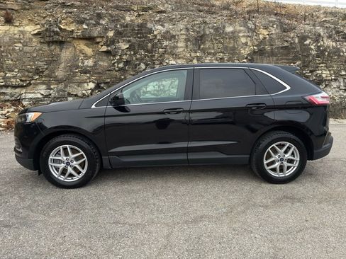 Certified 2022 Ford Edge SEL w/ Convenience Package image 3