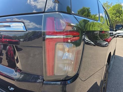 Used 2024 Chevrolet Tahoe LT RWD image 19