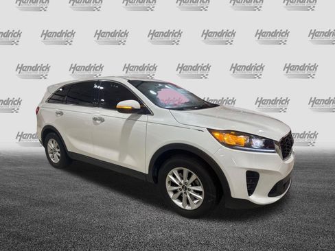 Used 2020 Kia Sorento LX image 13