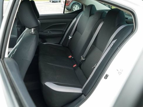 Used 2025 Nissan Versa S w/ Electronics Package FWD image 9