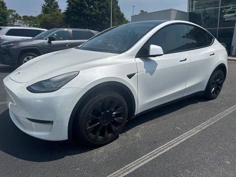 Used 2021 Tesla Model Y Long Range AWD/4WD image 6