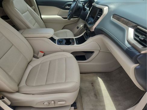 Used 2020 GMC Acadia Denali w/ Trailering Package FWD image 28