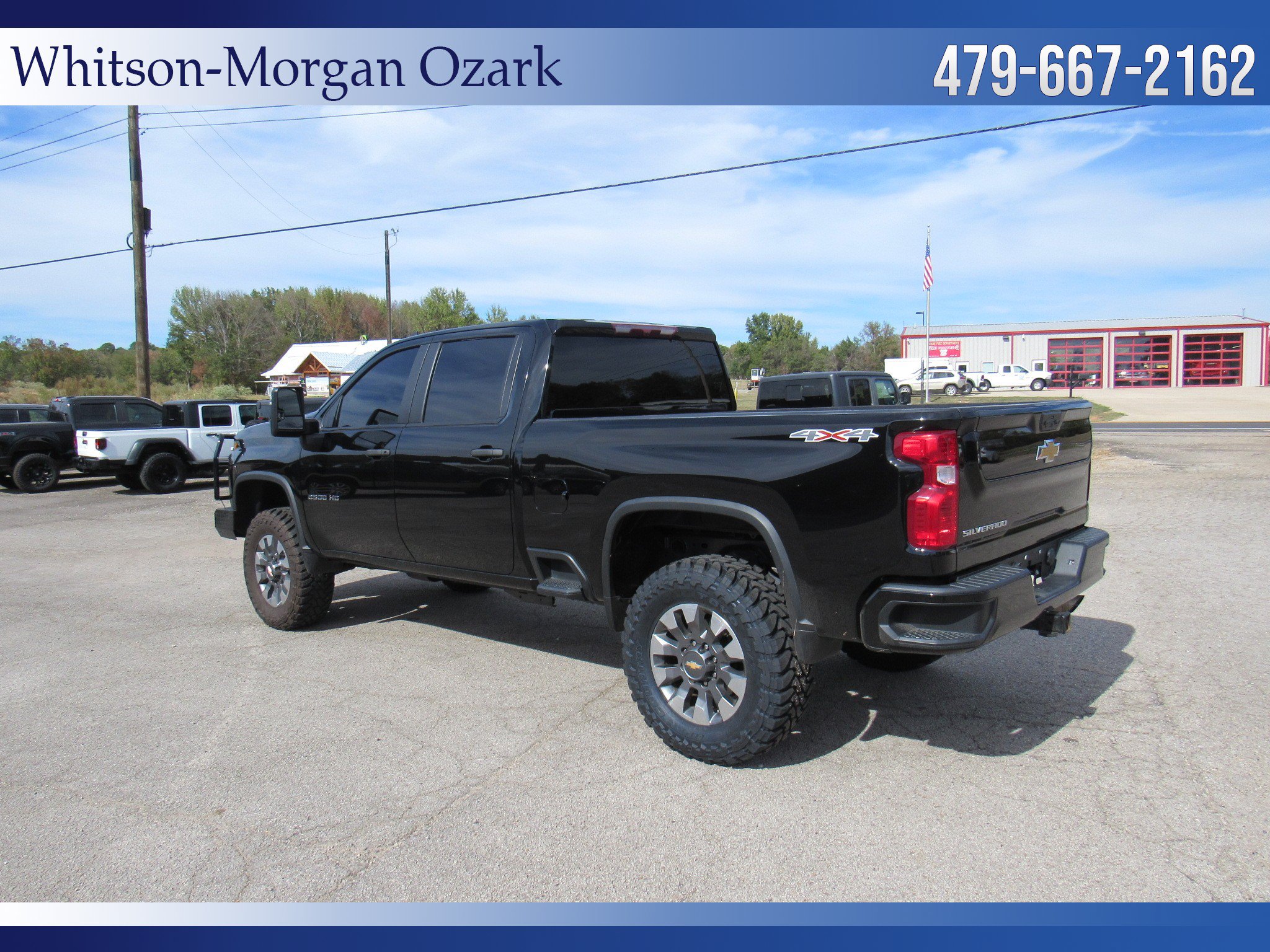 Used 2022 Chevrolet Silverado 2500 Custom w/ Custom Value Package AWD/4WD image 12