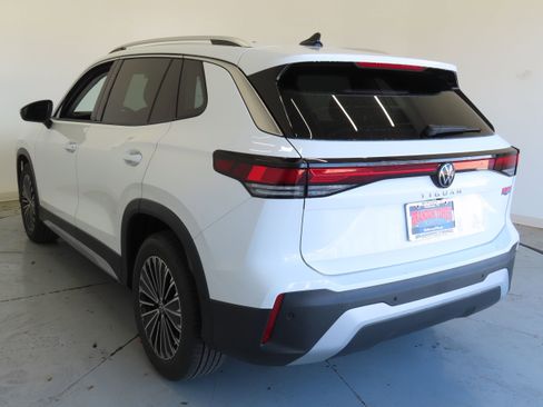 New 2026 Volkswagen Tiguan S image 7