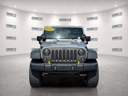 Used 2012 Jeep Wrangler Unlimited Sport AWD/4WD image 2