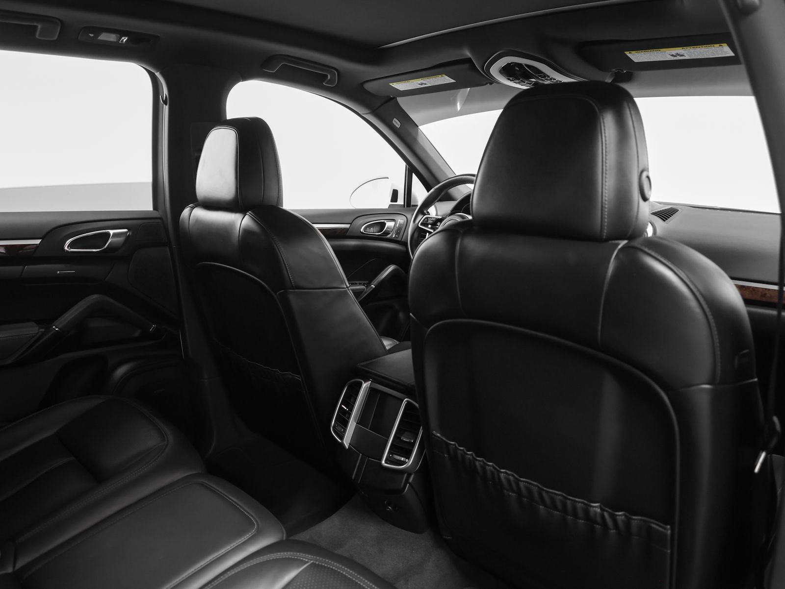Used 2015 Porsche Cayenne S AWD/4WD image 25