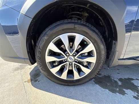 Used 2025 Subaru Outback Limited image 10