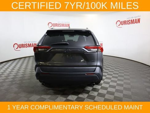 Used 2021 Toyota RAV4 LE w/ Carpet Mat Package (TMS) AWD/4WD image 26