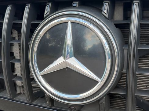 Used 2022 Mercedes-Benz GLE 53 AMG 4MATIC Coupe image 11