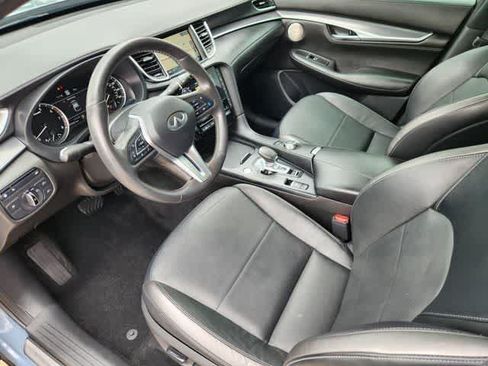 Used 2023 INFINITI QX55 Essential AWD/4WD image 2