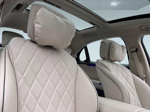 New 2026 Mercedes-Benz S 500 4MATIC image 14