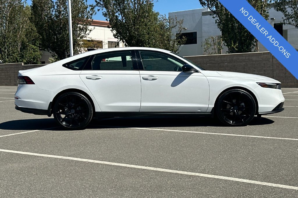 Used 2025 Honda Accord SE image 3