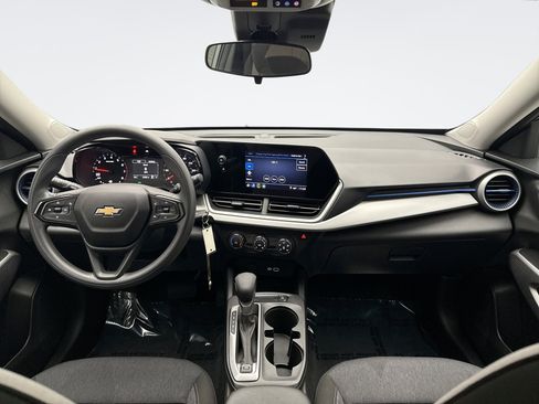 Used 2024 Chevrolet Trax LS w/ Driver Confidence Package image 14