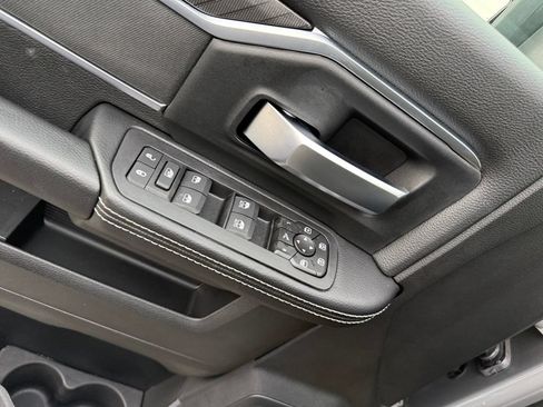New 2026 RAM 2500 Big Horn AWD/4WD image 11