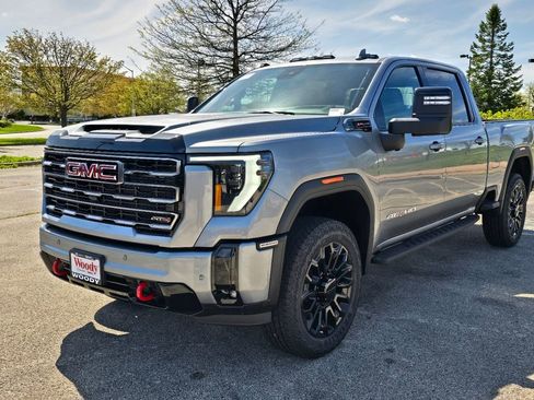 New 2026 GMC Sierra 2500 AT4 w/ AT4 Premium Plus Package AWD/4WD image 11