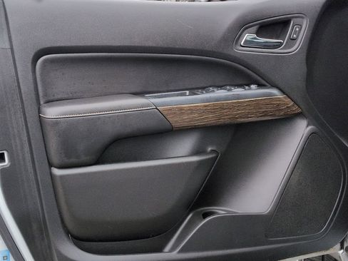 Used 2018 GMC Canyon Denali RWD image 24