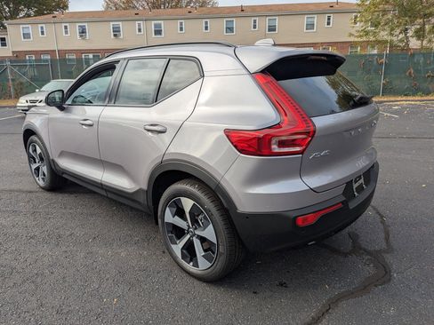 New 2026 Volvo XC40 B5 Plus w/ Protection Package Premier image 5